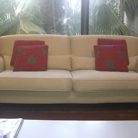 Apartment Center Private Zen House With Pool, Garden Barcelona