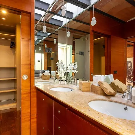 Apartment Center Private Zen House With Pool, Garden Barcelona