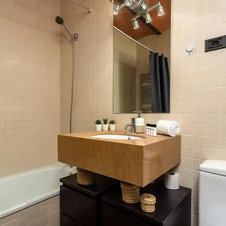 Apartment Center Private Zen House With Pool, Garden